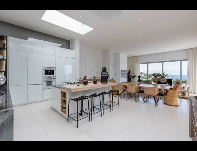 5 BEDROOM VILLA RENTED IN LLANDUDNO